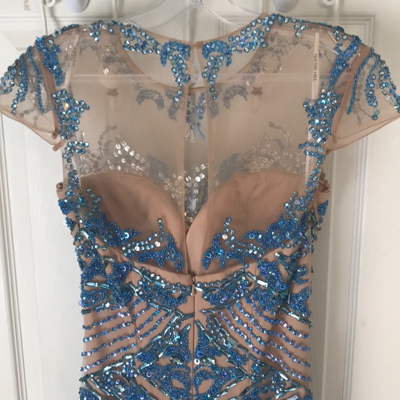 Gorgeous Sherri Hill gown. Worn once! - Picture 5 of 8